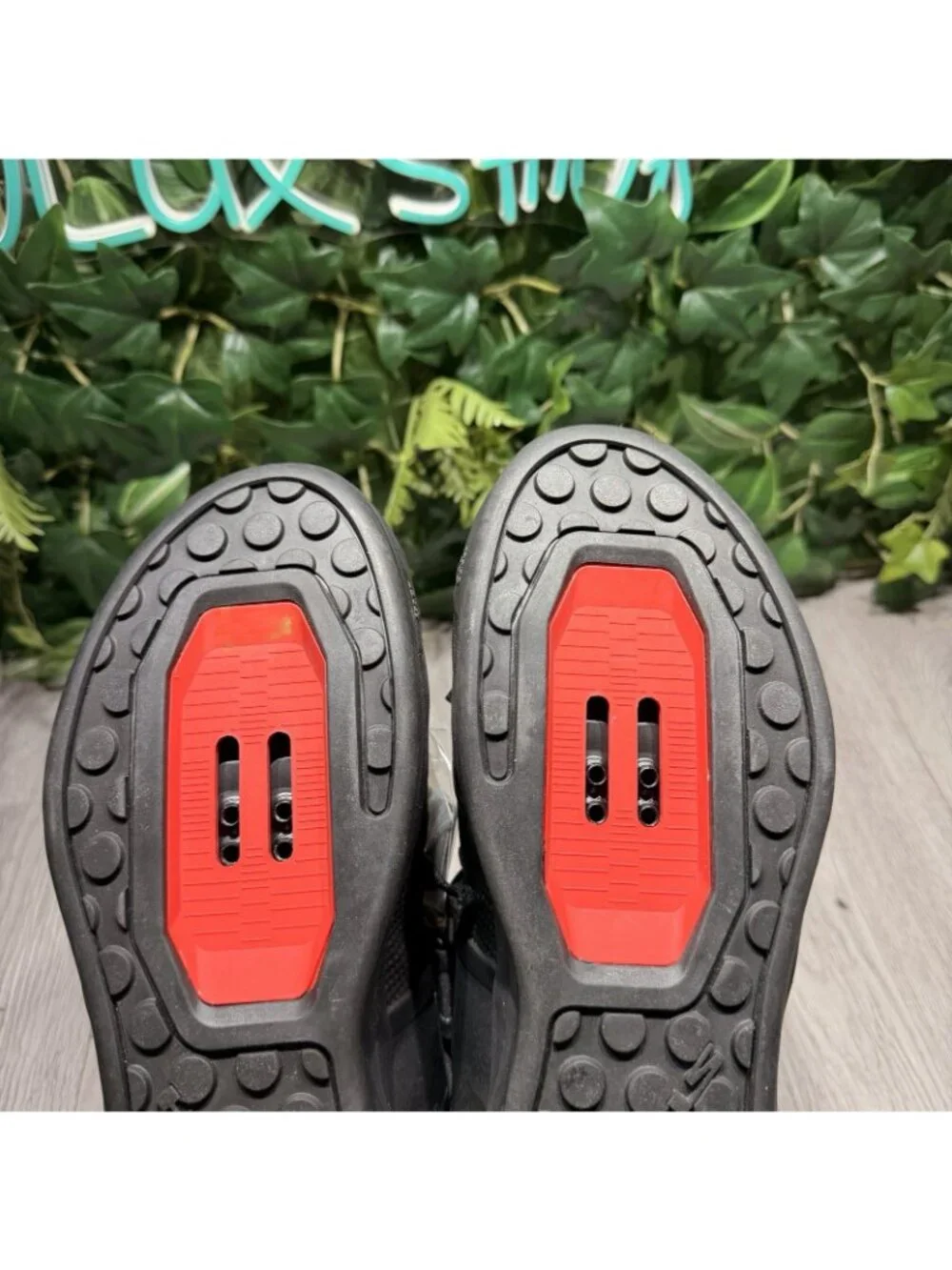 Adidas Five Ten 5.10 Hellcat Pro Mountain Bike Shoes Black Red FW3752 Mens 8.5
